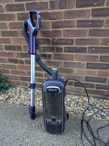 Shark vacuum cleaner - vacuum,