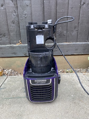 Genuine shark lift away vacuum - away,